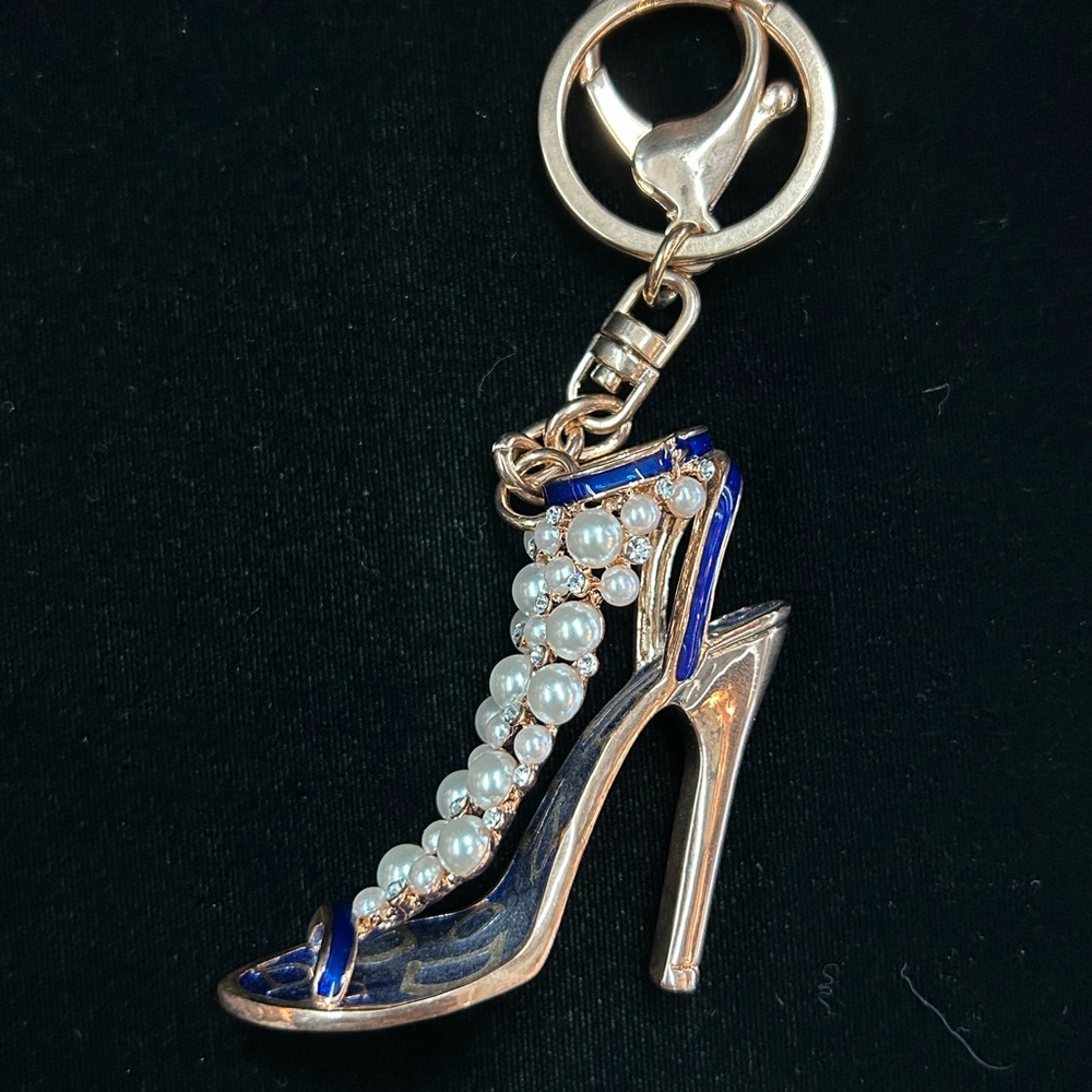 Elegant Pearl Stiletto Keychain